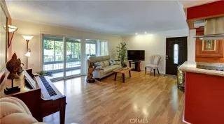 Photo #2: OC23109322 Listing