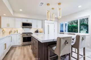 Photo #5: OC23109391 Listing