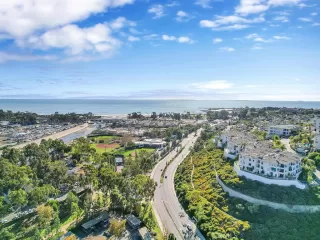 Photo #2: OC23109958 Listing