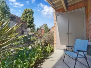 Photo #3: OC23109958 Listing