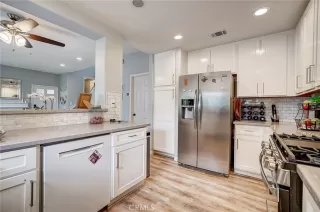 Photo #4: OC23109972 Listing 