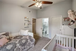 Photo #6: OC23109972 Listing 