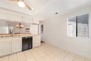 Photo #6: OC23110415 Listing 