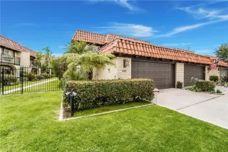 More Details about MLS # OC23110540 : 3031 CLUB HOUSE CIRCLE