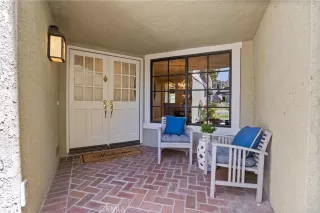 Photo #3: OC23110682 Listing