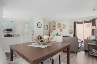 Photo #4: OC23110783 Listing 