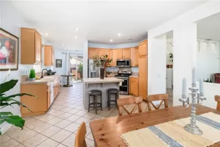 Photo #4: OC23110815 Listing 