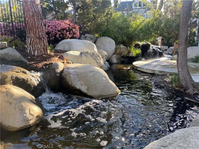 MLS: OC23111103 Condo For Sale