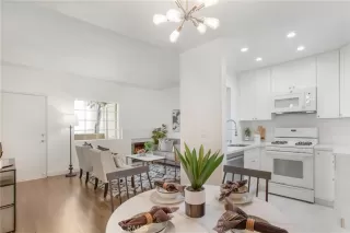 Photo #2: OC23111327 Listing 