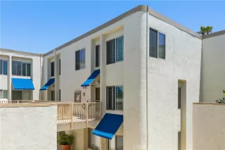 Photo #3: OC23111388 Listing 