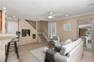 Photo #6: OC23111388 Listing 