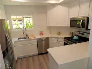 Photo #1: OC23111682 Listing