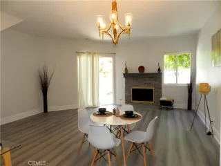 Photo #5: OC23111682 Listing