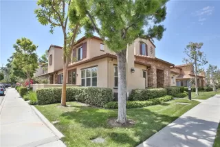 Photo #4: OC23111878 Listing 