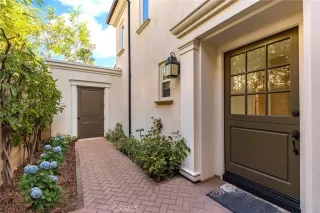 Photo #5: OC23112343 Listing 