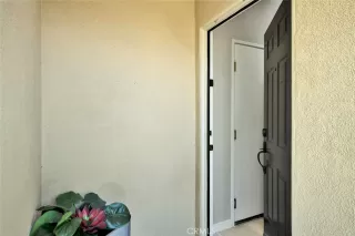 Photo #2: OC23112822 Listing 