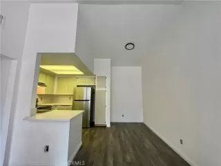 Photo #2: OC23112847 Listing 