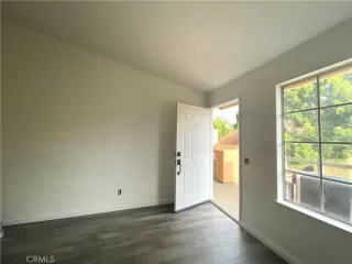 Photo #5: OC23112847 Listing 