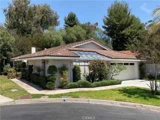 Photo #2: OC23113071 Listing