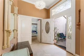 Photo #5: OC23113071 Listing