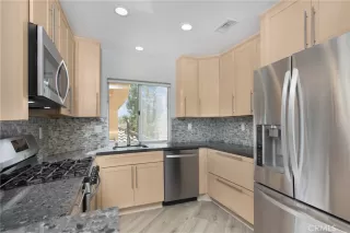 Photo #1: OC23113337 Listing 