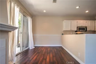 Photo #3: OC23113503 Listing