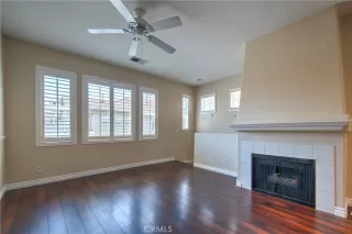 Photo #5: OC23113503 Listing