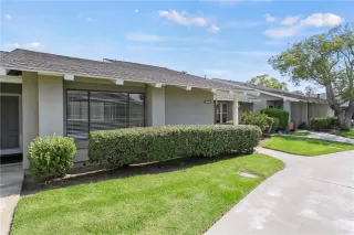 Photo #2: OC23113520 Listing