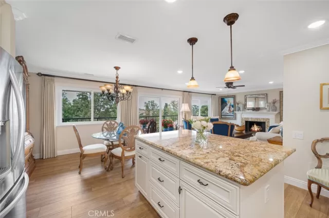 MLS: OC23113569 Condo For Sale