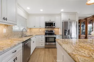 Photo #1: OC23113569 Listing