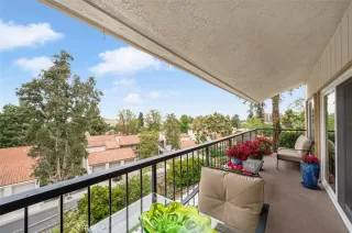 Photo #6: OC23113569 Listing