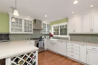 More Details about MLS # OC23113876 : 2512 SANTA ANA AVENUE 10