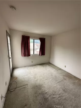 Photo #3: OC23114036 Listing