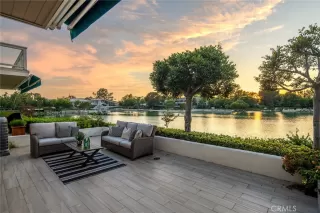 Photo #1: OC23114233 Listing 