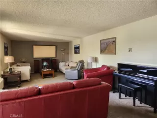 Photo #6: OC23114311 Listing