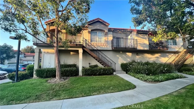 MLS: OC23114617 Condo For Sale