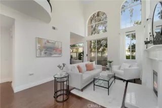 Photo #2: OC23114970 Listing 