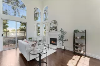 Photo #3: OC23114970 Listing 