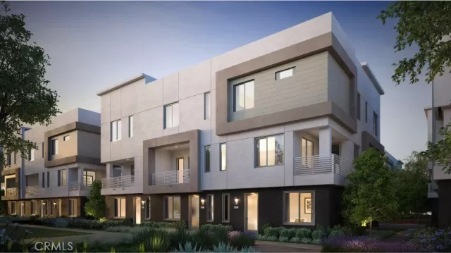 MLS: OC23115833 Condo For Sale