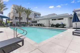 Photo #4: OC23115833 Listing