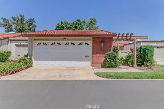 MLS: OC23115867 Condo For Sale