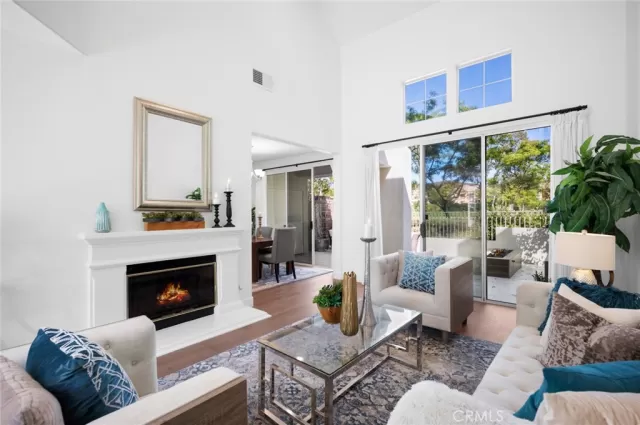 MLS: OC23115914 Condo For Sale