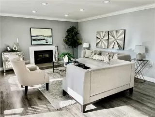 Photo #3: OC23116062 Listing