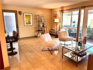 Photo #2: OC23116624 Listing