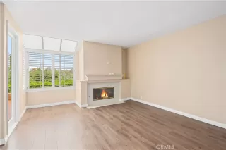 Photo #3: OC23116938 Listing 