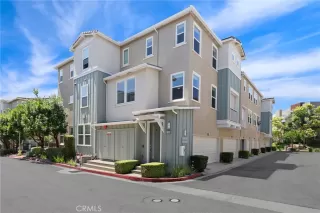 More Details about MLS # OC23117577 : 16 EMPIRE DRIVE