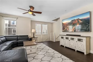 Photo #4: OC23117577 Listing 