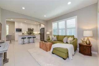 Photo #3: OC23117597 Listing 