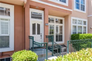 Photo #3: OC23117692 Listing 