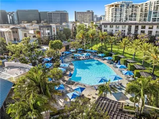 Photo #1: OC23117738 Listing